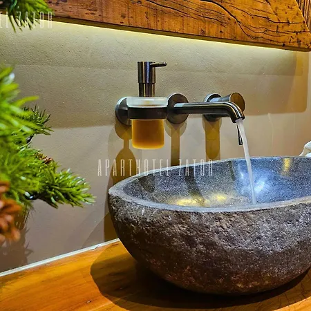 Natural 56 Jacuzzi Apartamento 4*